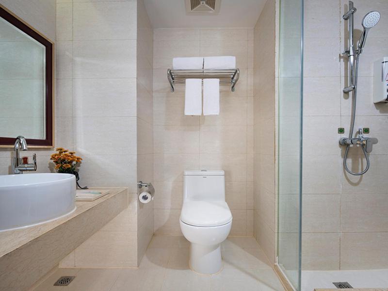 Vienna International Hotel Taicang Nanyang Plaza Экстерьер фото