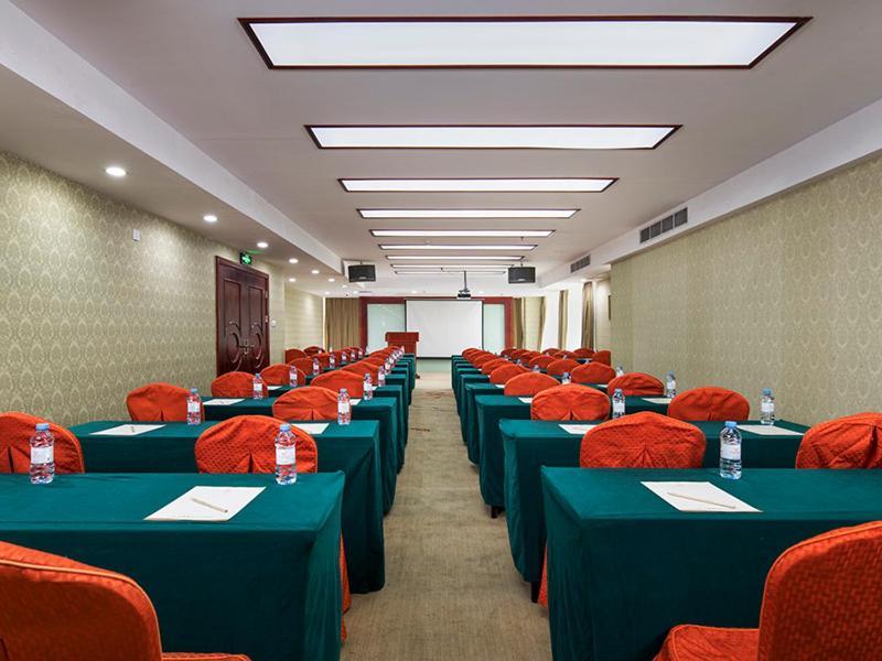Vienna International Hotel Taicang Nanyang Plaza Экстерьер фото